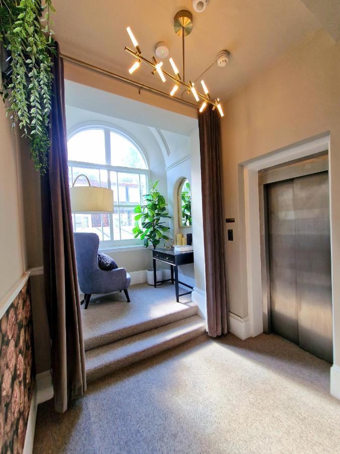 Stylish Hyde Park Home By Tube Stations With Elevator Лондон Экстерьер фото