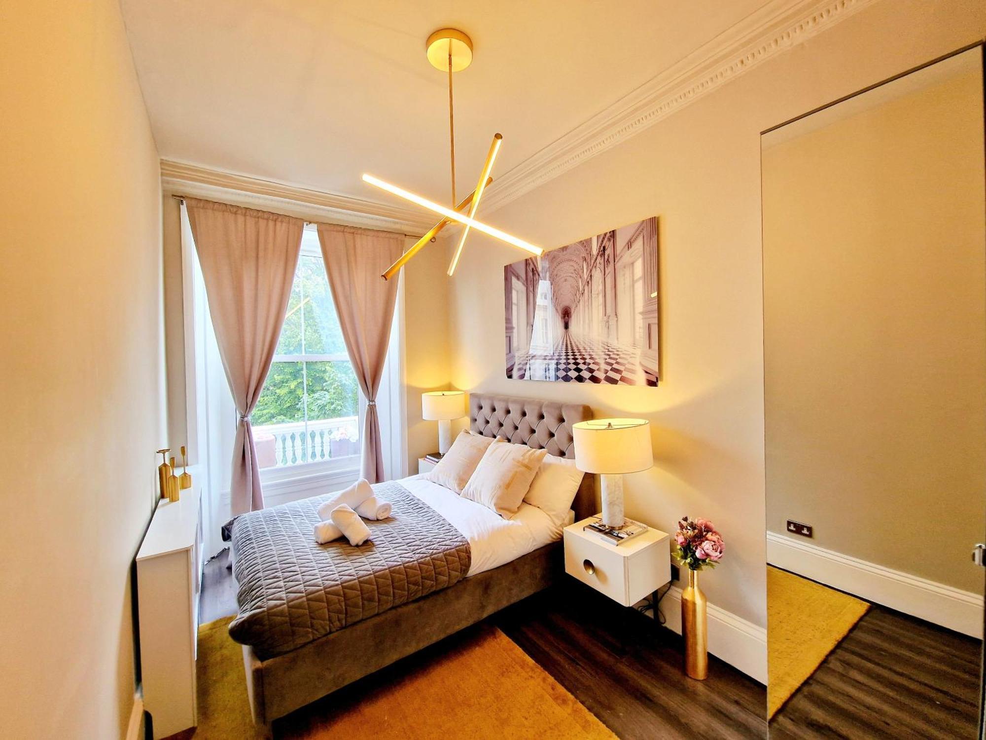 Stylish Hyde Park Home By Tube Stations With Elevator Лондон Экстерьер фото